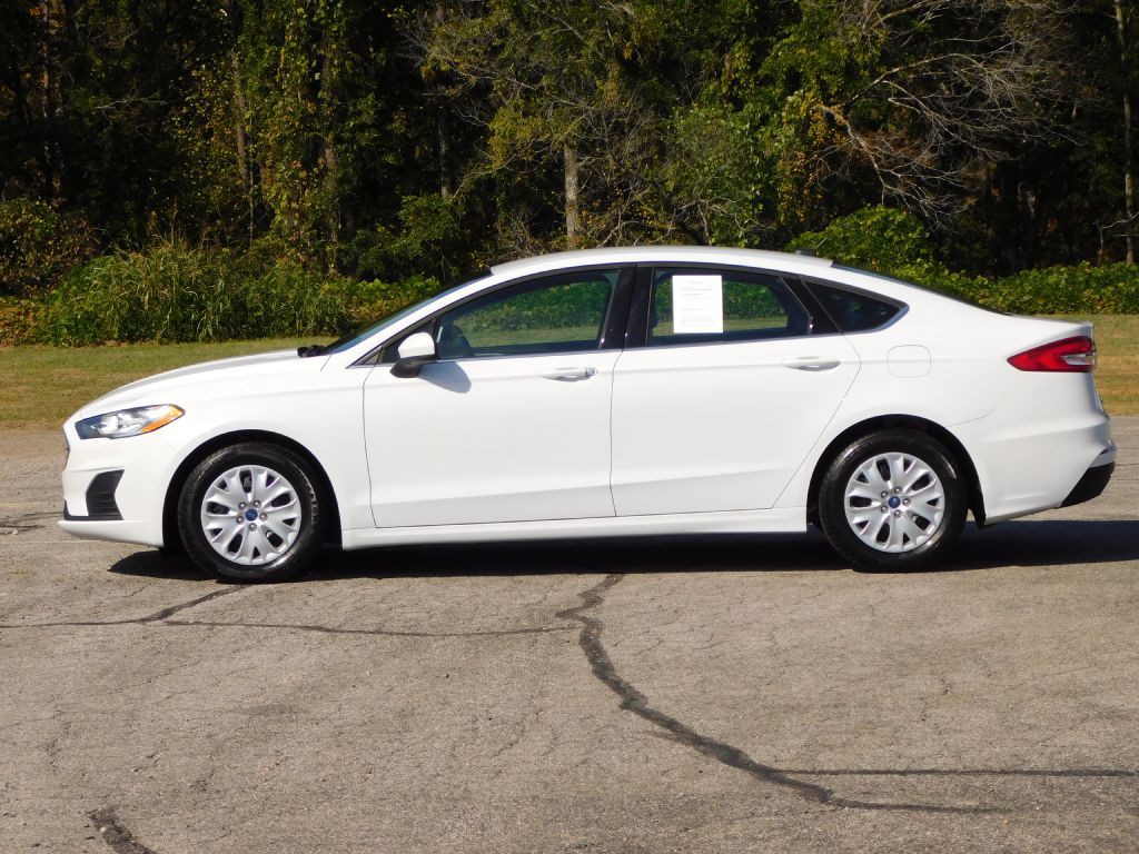 2019 Ford Fusion Image 5