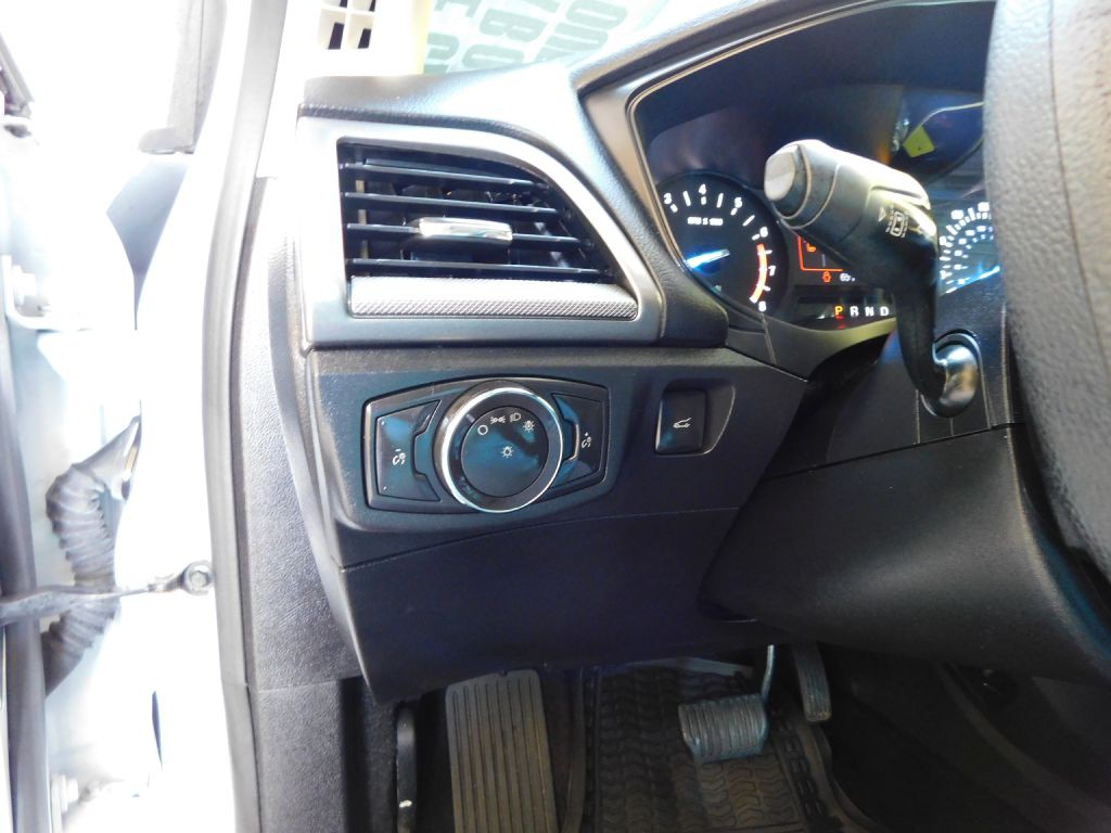 2019 Ford Fusion Image 14