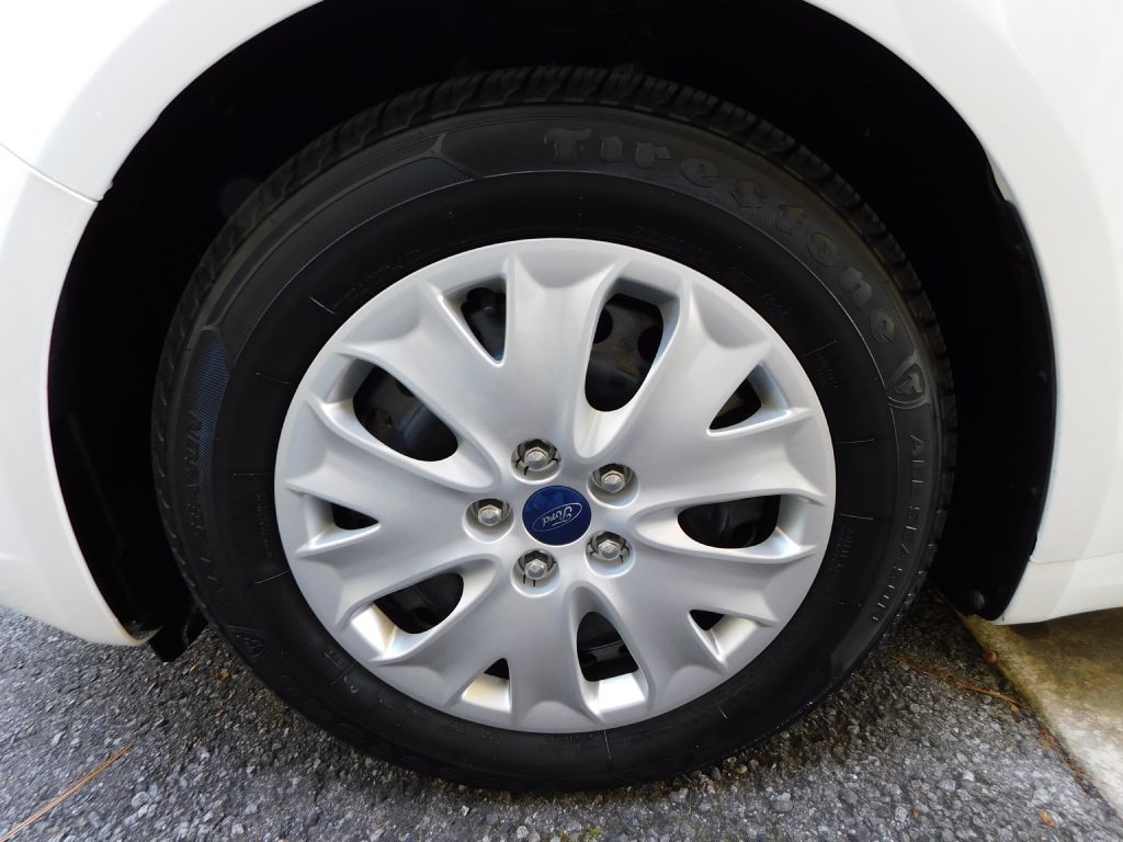 2019 Ford Fusion Image 34