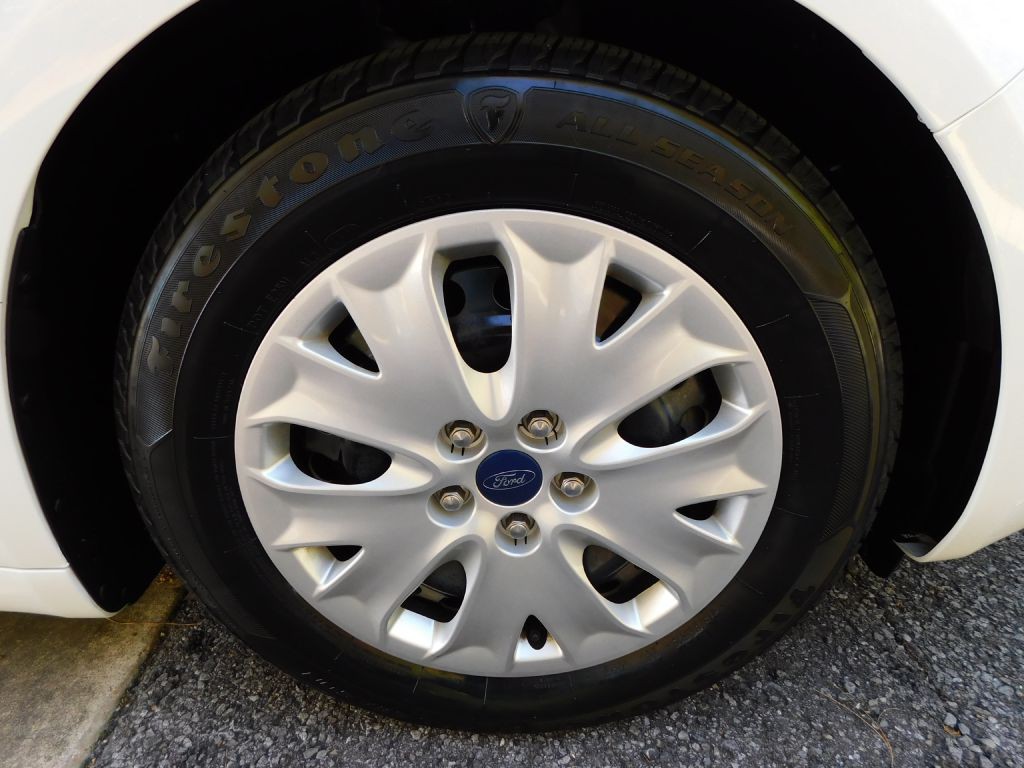 2019 Ford Fusion Image 37