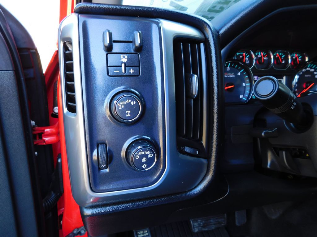 2018 Chevrolet Silverado 1500 Image 13