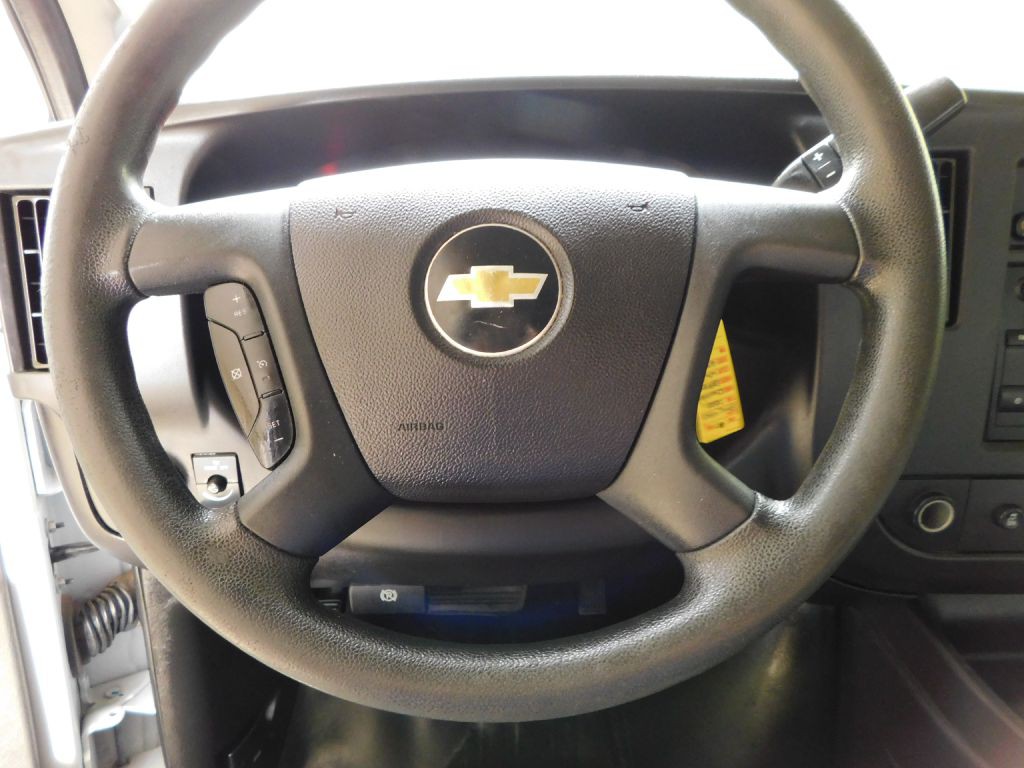 2020 Chevrolet Express Image 10
