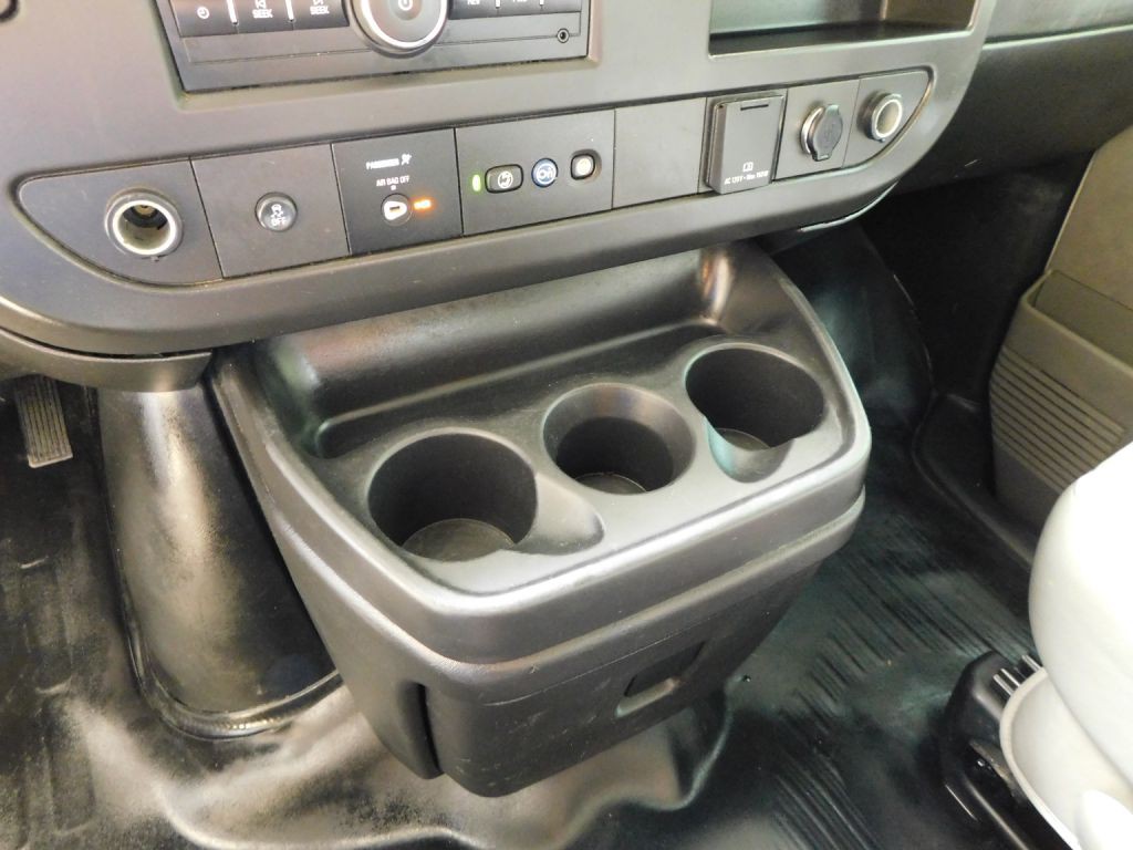 2020 Chevrolet Express Image 14