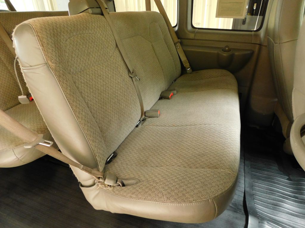 2020 Chevrolet Express Image 22