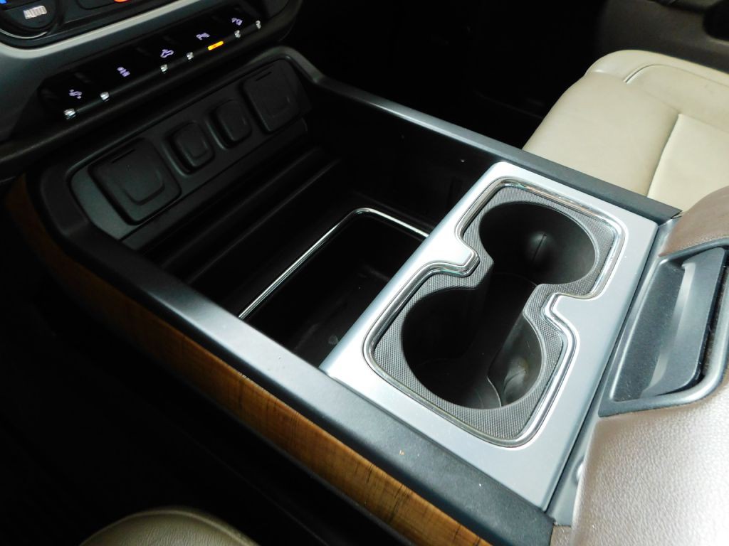 2015 GMC Sierra Image 18