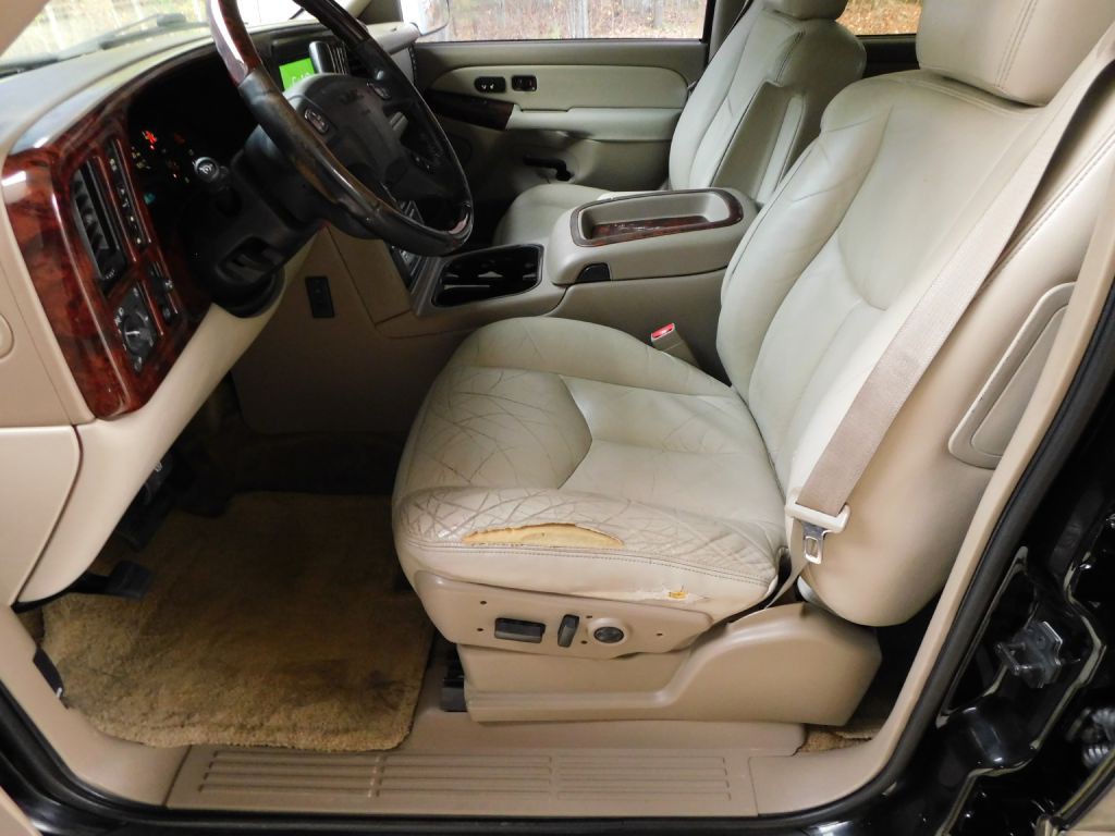 2003 GMC Yukon Image 7