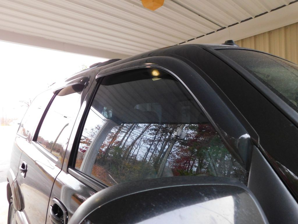 2003 GMC Yukon Image 39