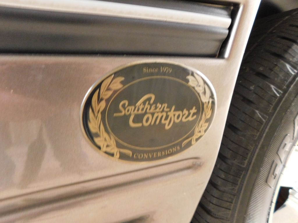 2003 GMC Yukon Image 42