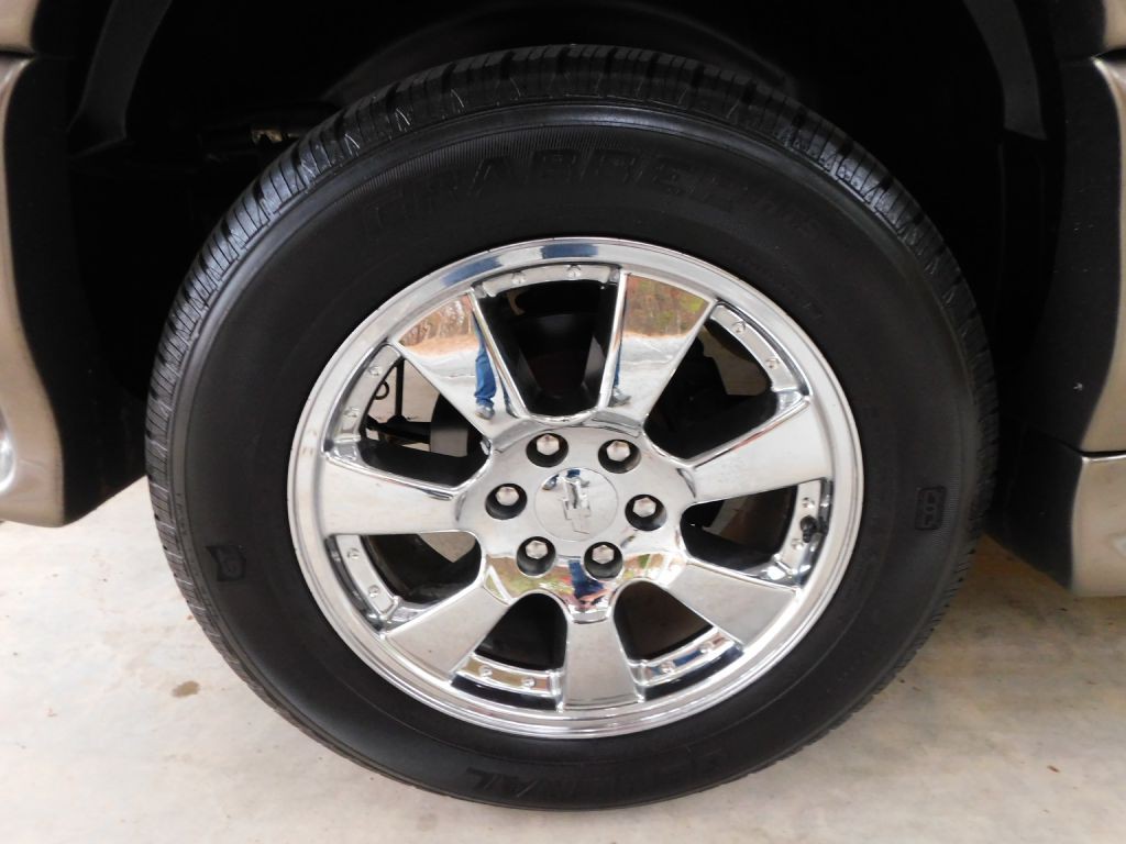 2003 GMC Yukon Image 35