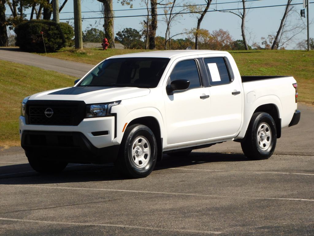 2022 Nissan Frontier Image 2