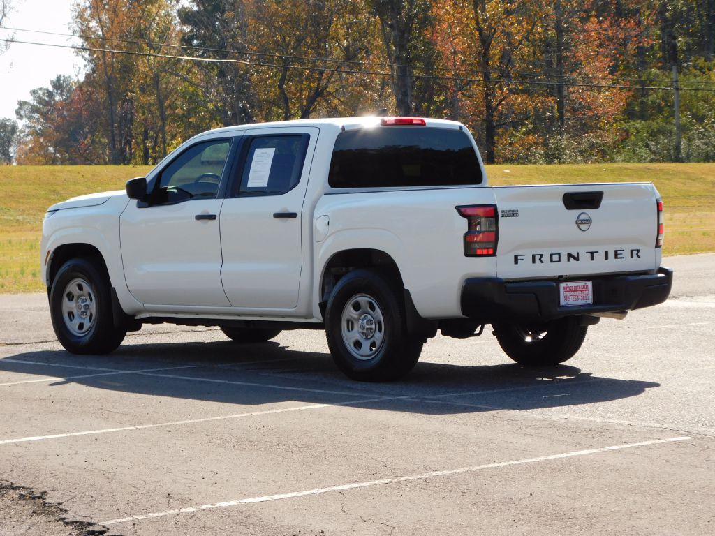 2022 Nissan Frontier Image 6