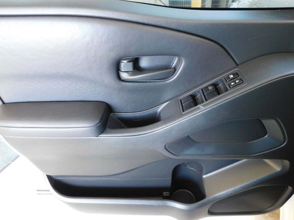 2022 Nissan Frontier Image 21