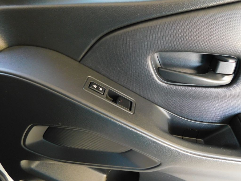 2022 Nissan Frontier Image 34