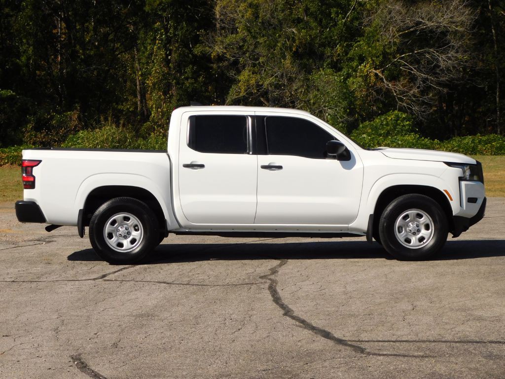 2022 Nissan Frontier Image 4