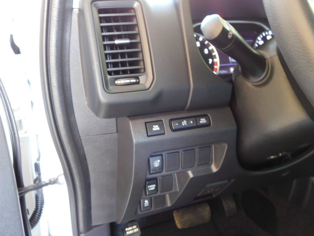 2022 Nissan Frontier Image 14