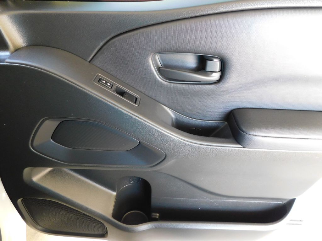 2022 Nissan Frontier Image 34