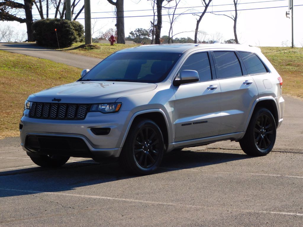 2019 Jeep Grand Cherokee Image 2