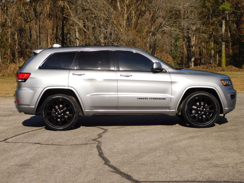 2019 Jeep Grand Cherokee Image 3