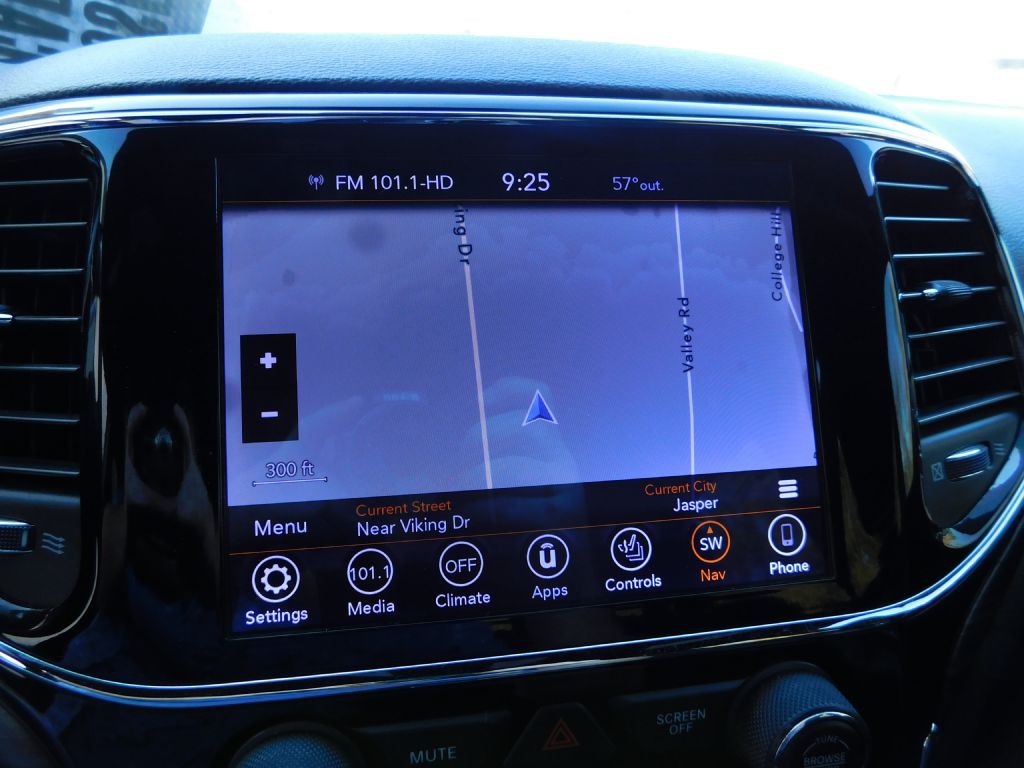 2019 Jeep Grand Cherokee Image 14