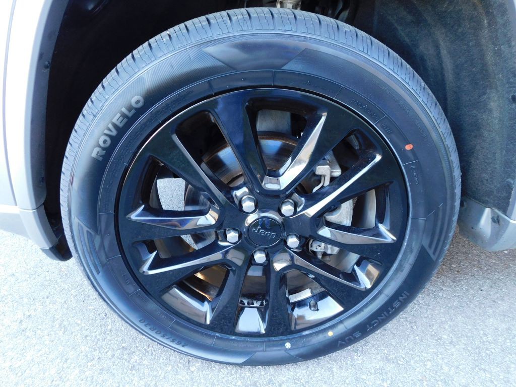 2019 Jeep Grand Cherokee Image 38