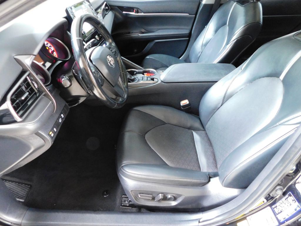 2022 Toyota Camry Image 7