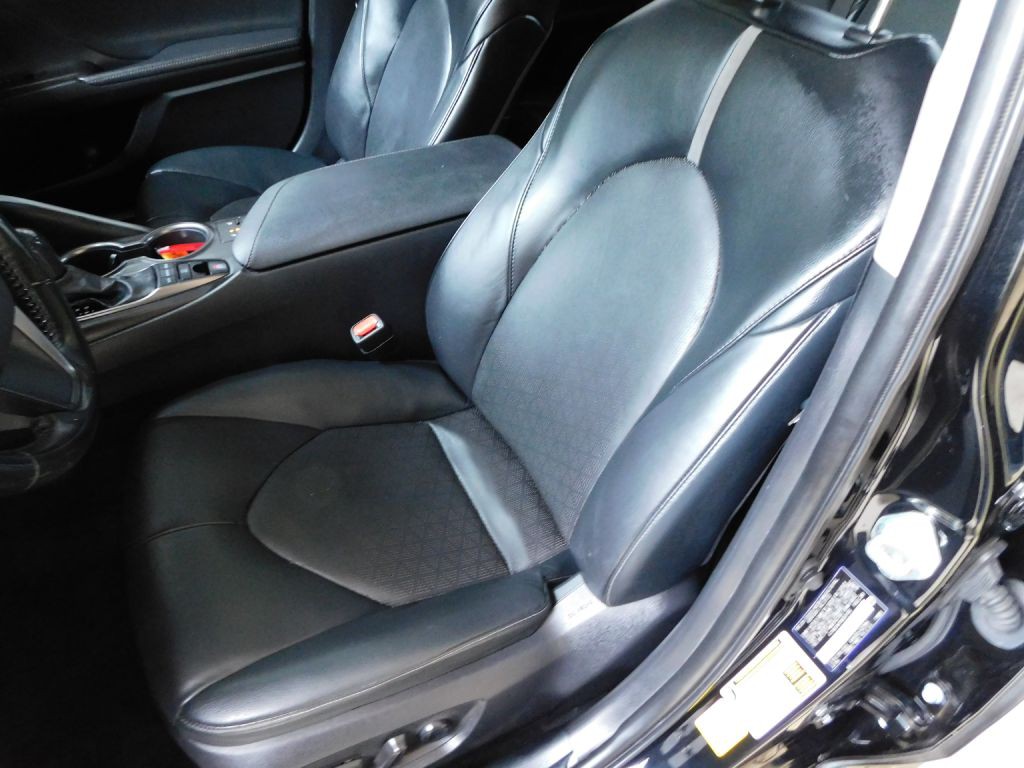 2022 Toyota Camry Image 8