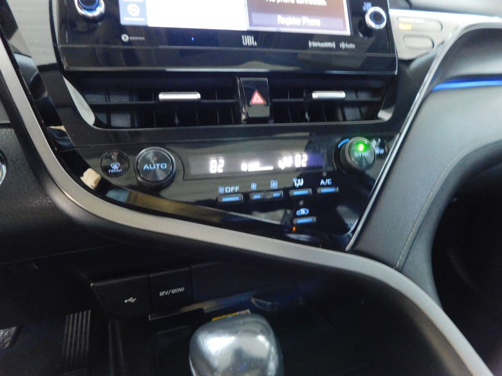 2022 Toyota Camry Image 15