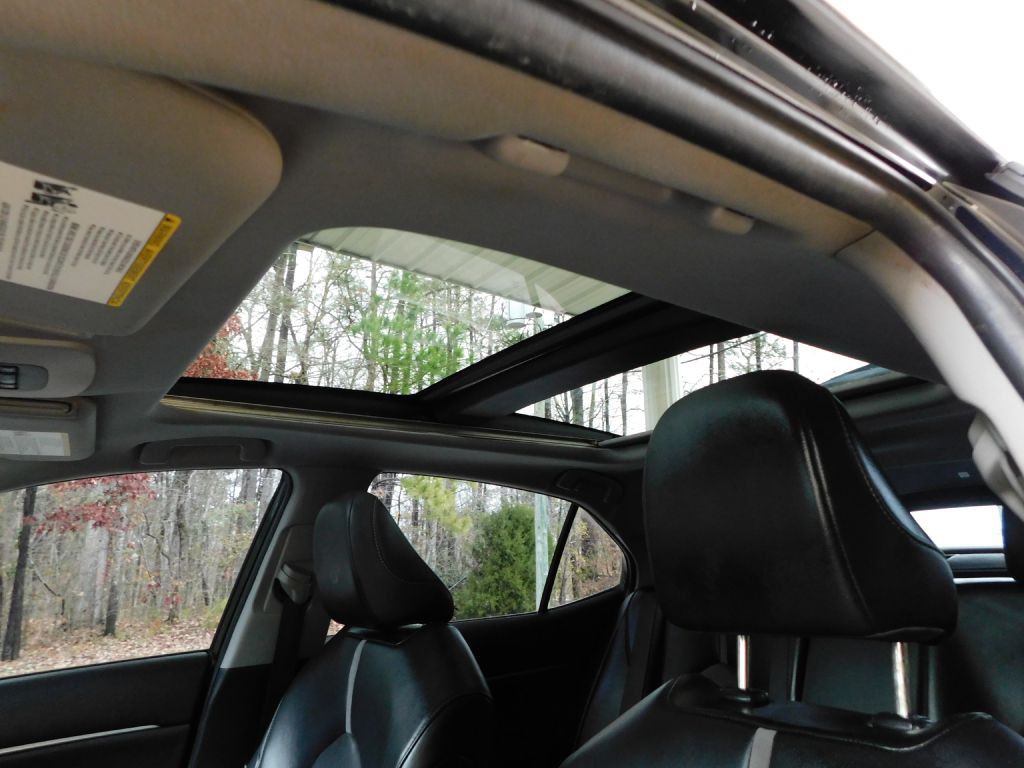 2022 Toyota Camry Image 21