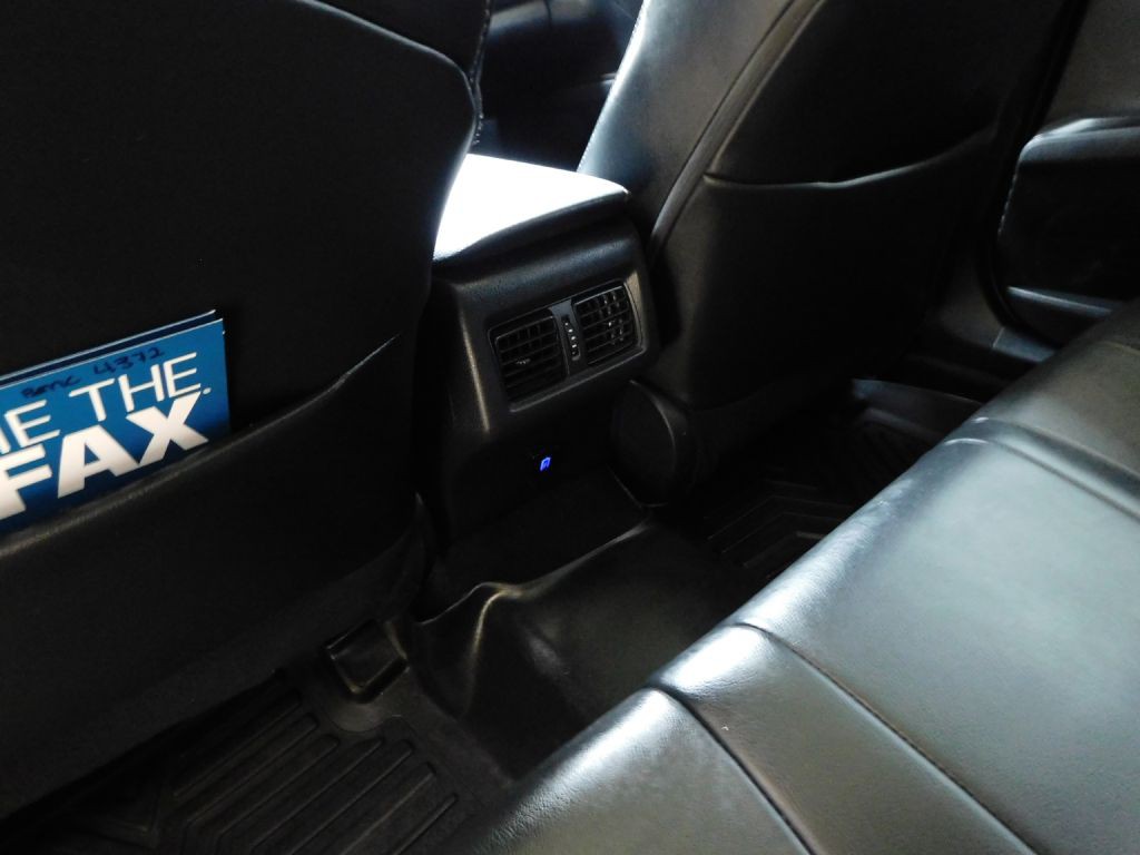 2022 Toyota Camry Image 25