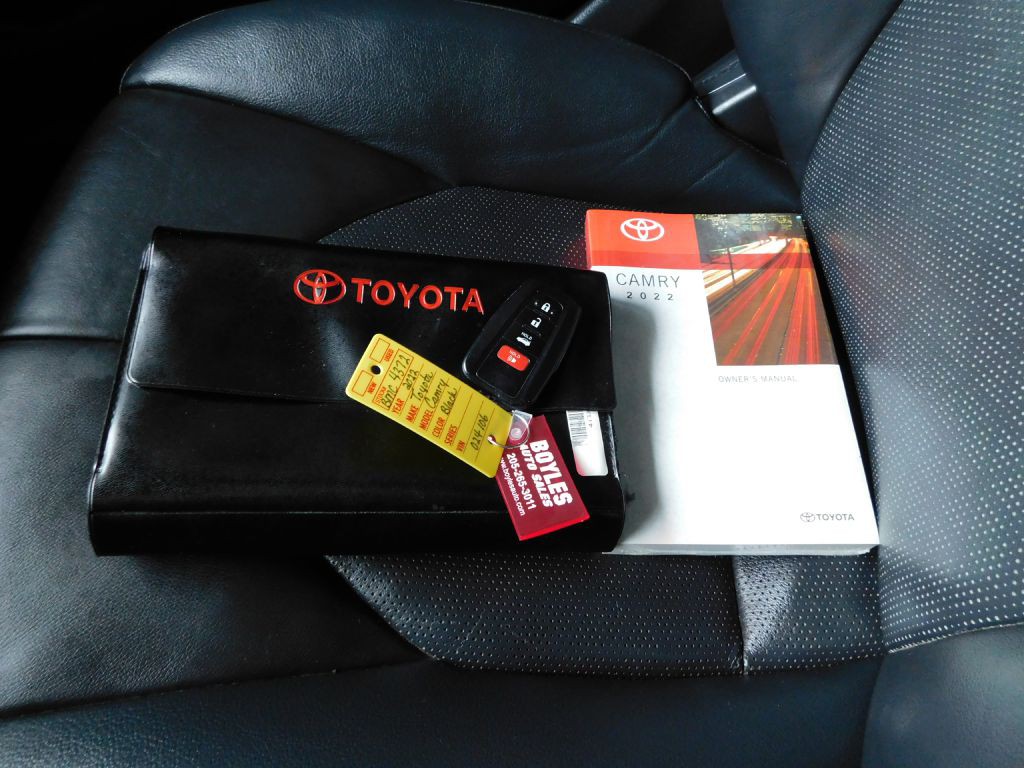 2022 Toyota Camry Image 39