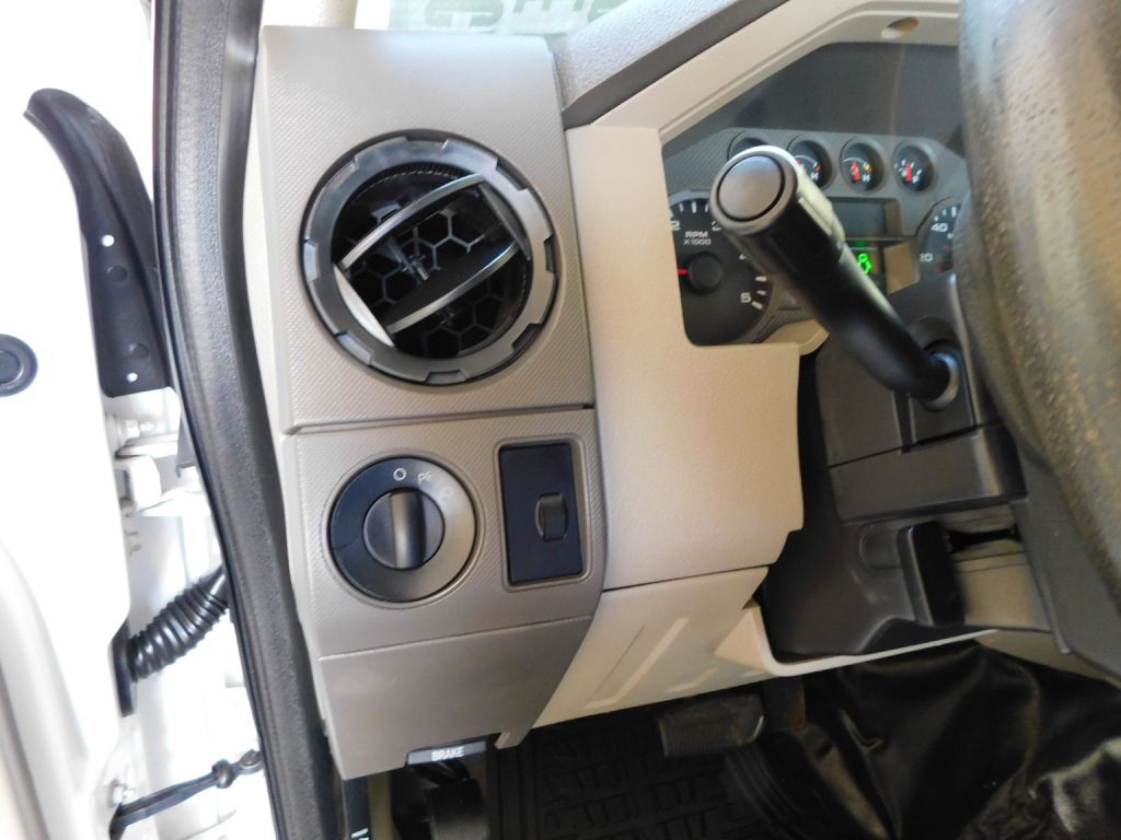 2008 Ford F-350 Image 12