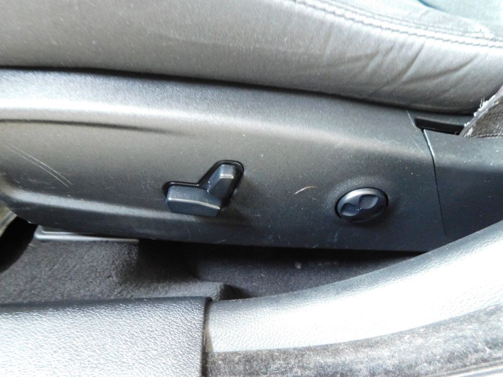 2019 Chrysler 300 Image 10