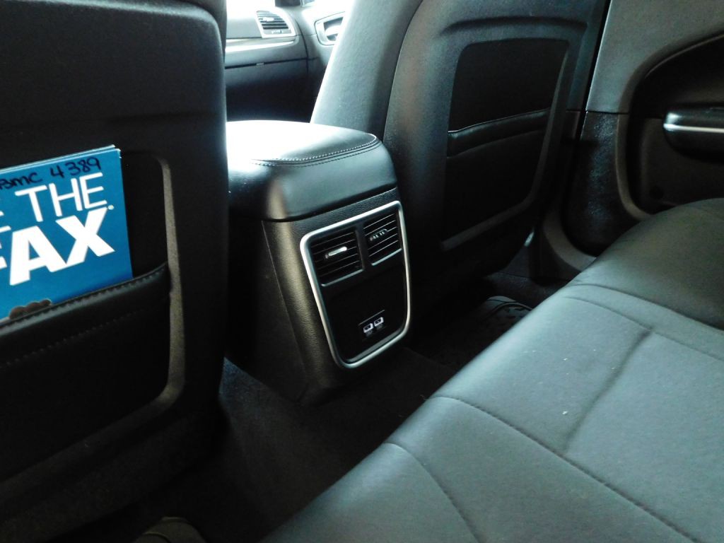 2019 Chrysler 300 Image 26