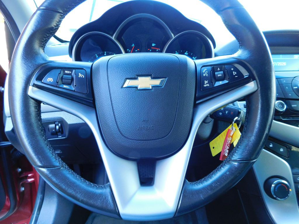 2012 Chevrolet Cruze Image 10
