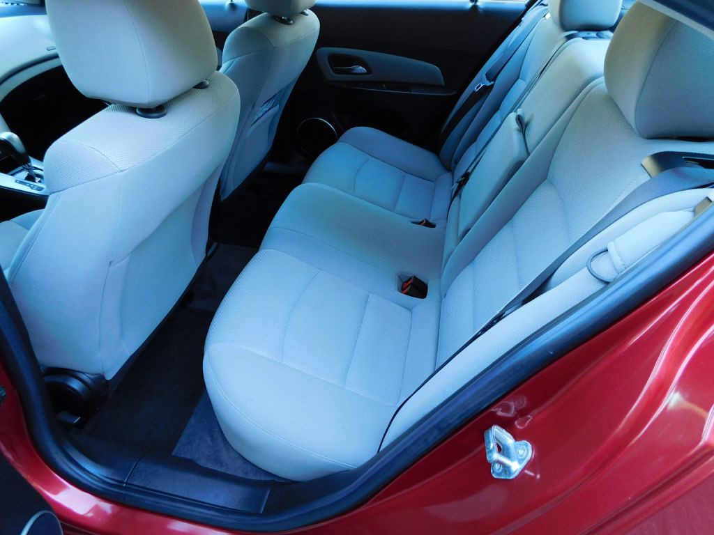 2012 Chevrolet Cruze Image 20