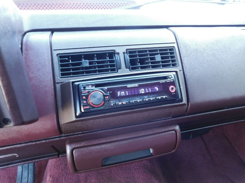 1989 Chevrolet C/K Image 14