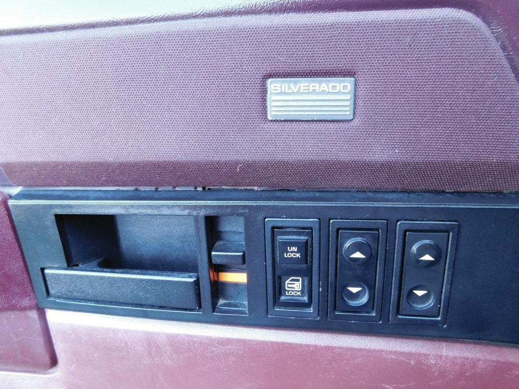 1989 Chevrolet C/K Image 16