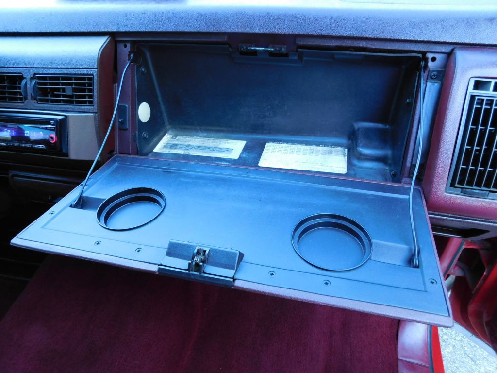 1989 Chevrolet C/K Image 25
