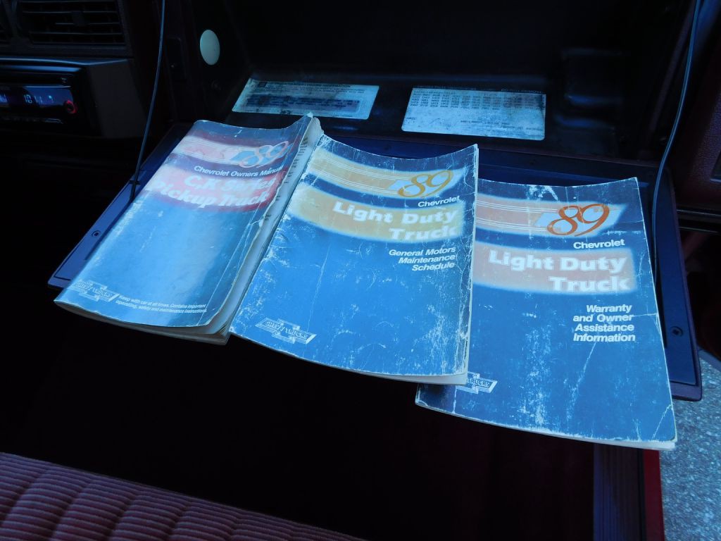 1989 Chevrolet C/K Image 26