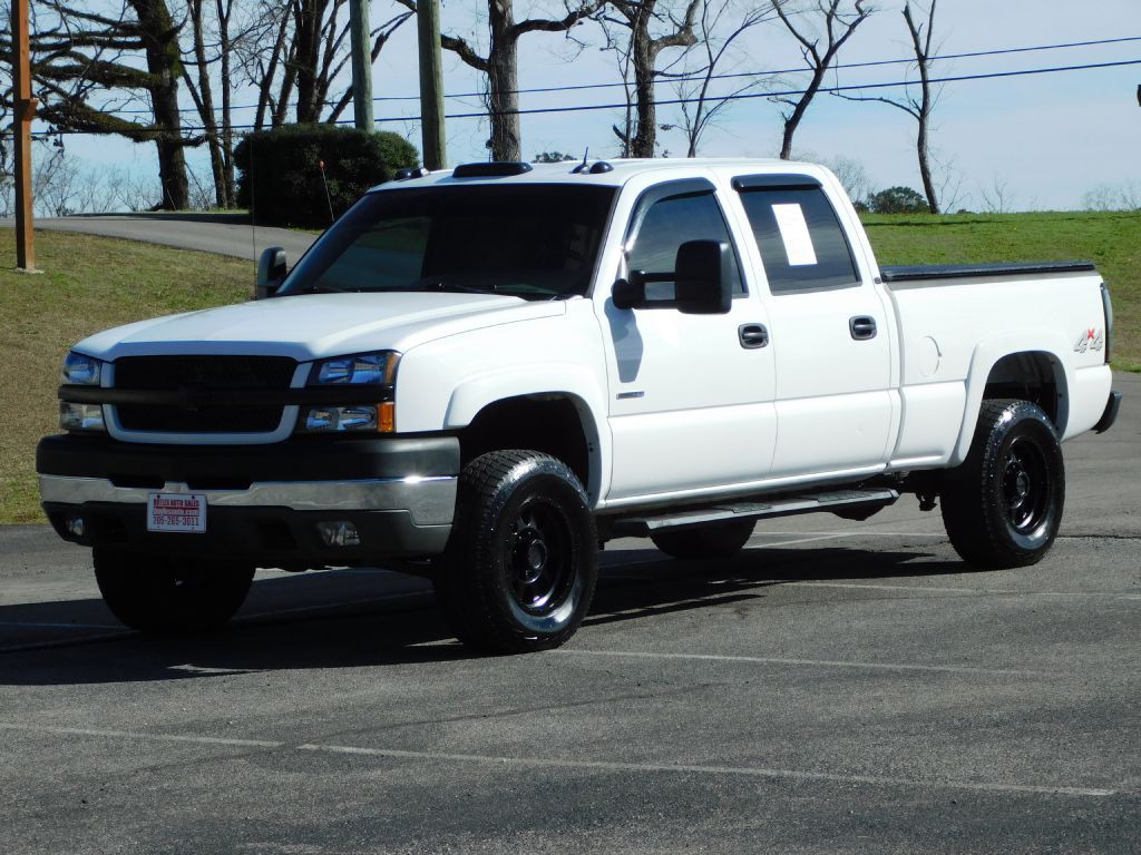 2004 Chevrolet Silverado 1500 Image 2