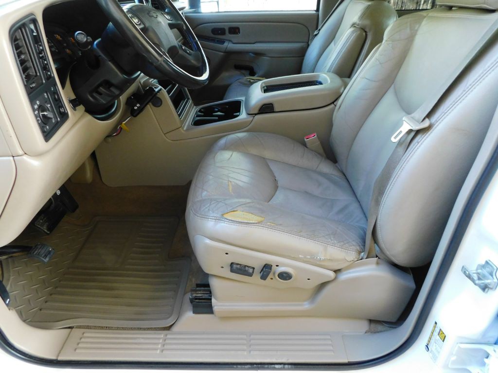 2004 Chevrolet Silverado 1500 Image 8