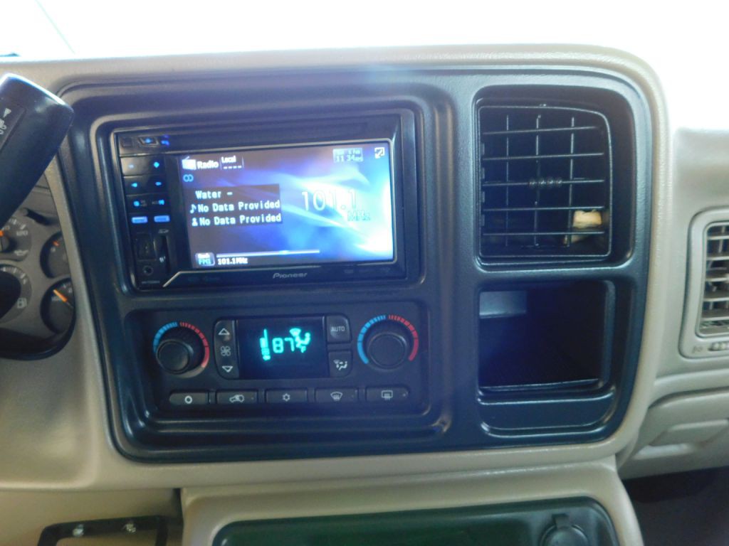 2004 Chevrolet Silverado 1500 Image 14