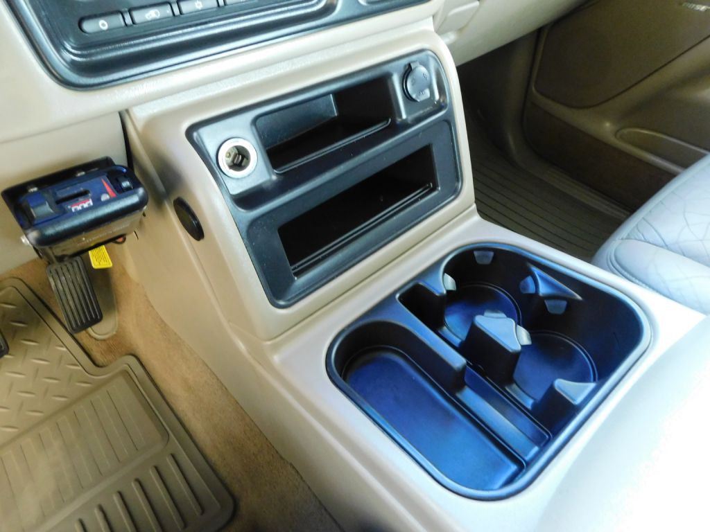 2004 Chevrolet Silverado 1500 Image 16