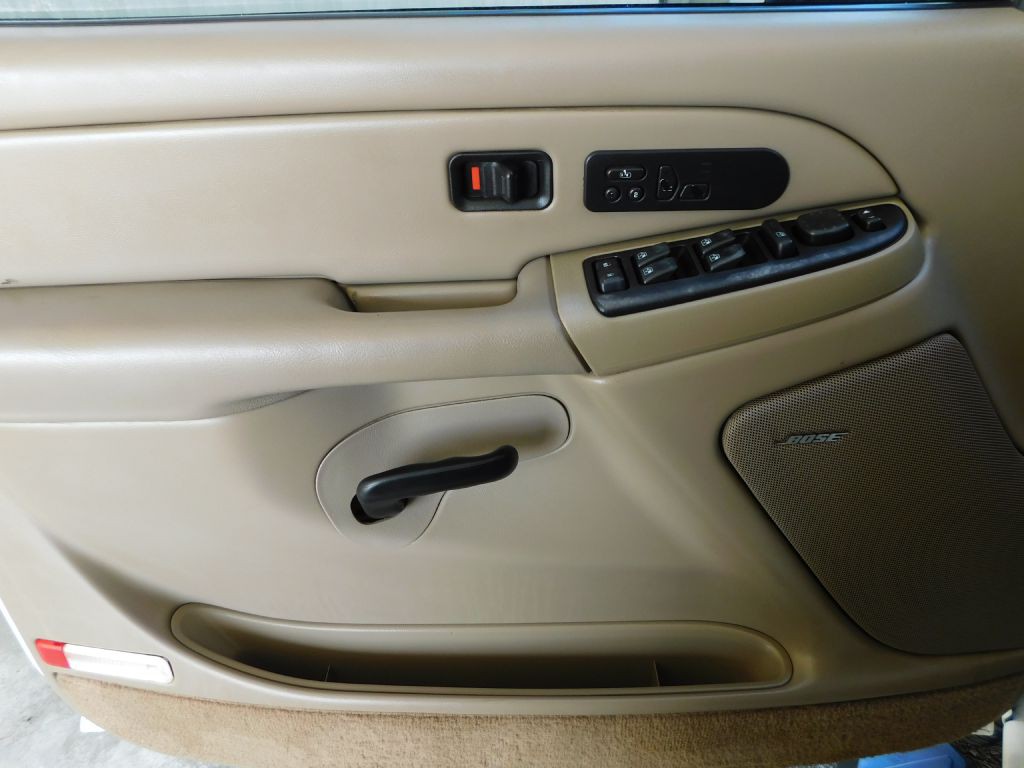 2004 Chevrolet Silverado 1500 Image 20