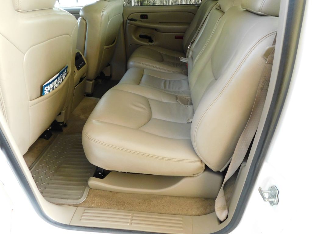 2004 Chevrolet Silverado 1500 Image 22