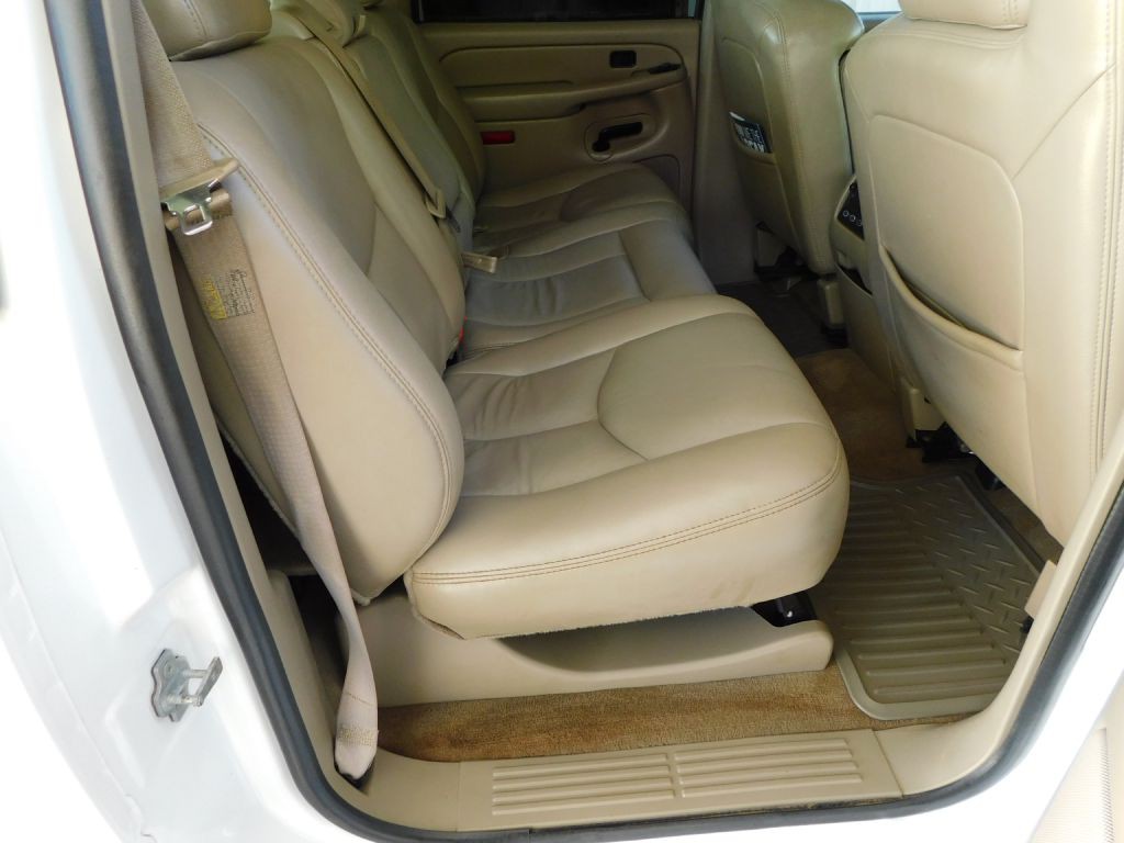 2004 Chevrolet Silverado 1500 Image 25