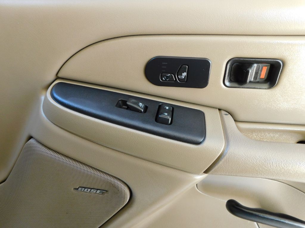 2004 Chevrolet Silverado 1500 Image 28