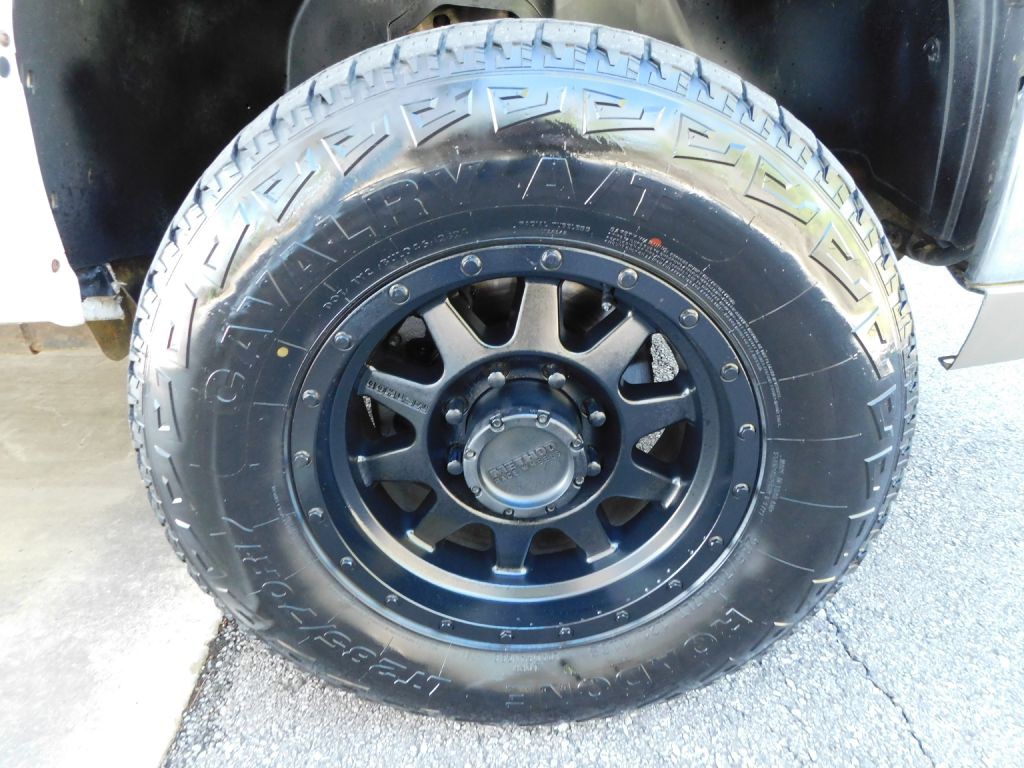 2004 Chevrolet Silverado 1500 Image 35