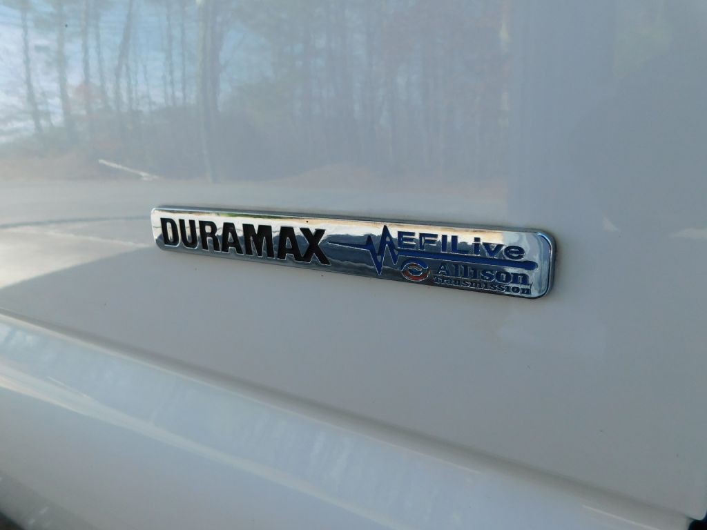 2004 Chevrolet Silverado 1500 Image 38