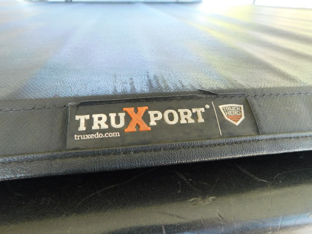 2004 Chevrolet Silverado 1500 Image 42